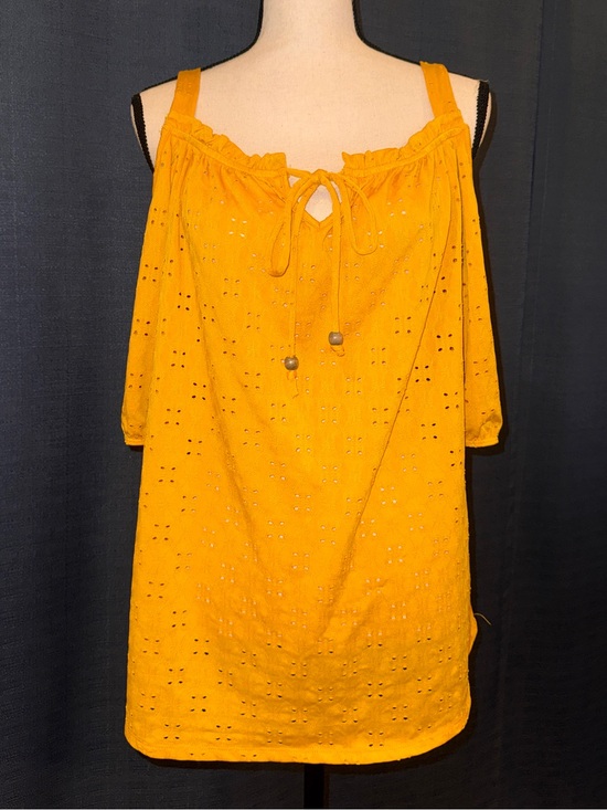 NAIF Tops - Naif Cold-Shoulder Marigold Yellow Eyelet Top, size XL